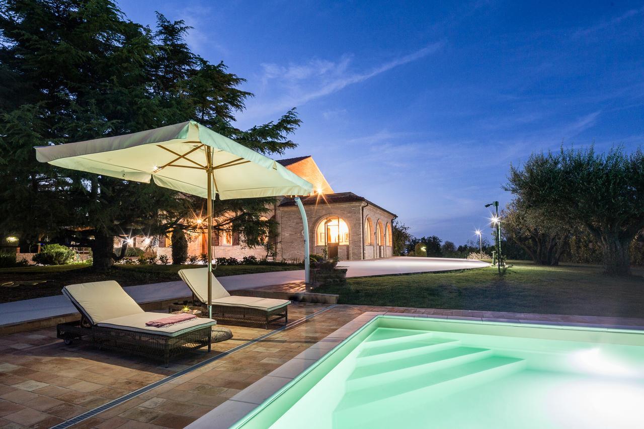 Monte Canepino Villa Tergi Luxury Marche المظهر الخارجي الصورة